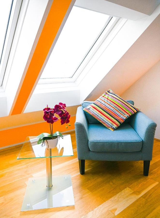 Backpacker Apartment Schoenbrunn ウィーン エクステリア 写真
