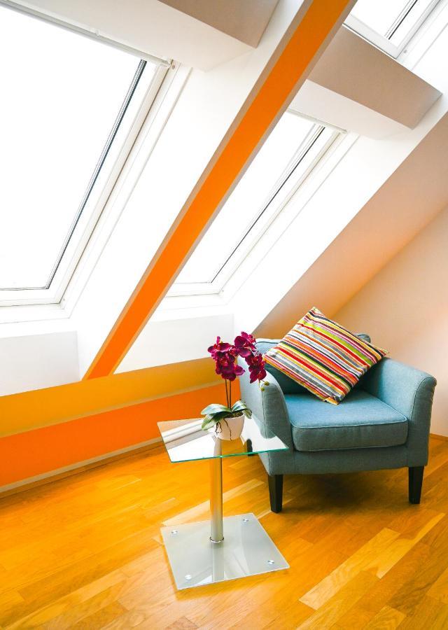 Backpacker Apartment Schoenbrunn ウィーン エクステリア 写真