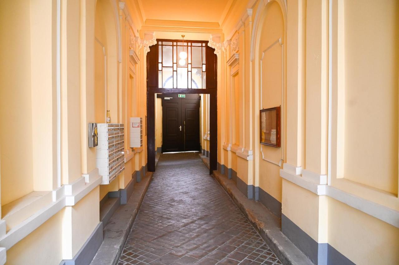 Backpacker Apartment Schoenbrunn ウィーン エクステリア 写真